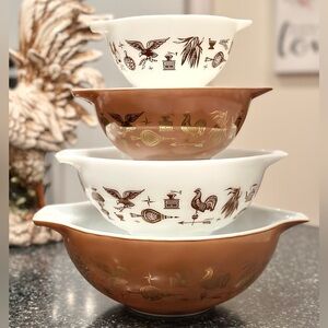 Vintage Pyrex “Early America” Set of 4 Cinderella Nesting Bowls 444 443 442 441